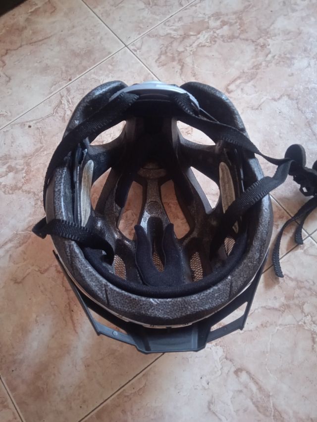 Casco bici/monopattino: perfetto stato taglia L