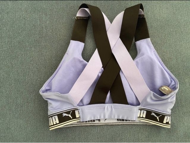 Top deportivo Puma morado