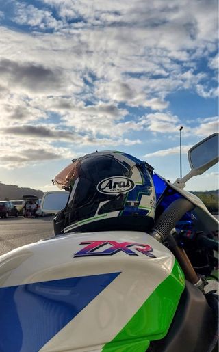 Kawasaki ZXR 750 - Impecable