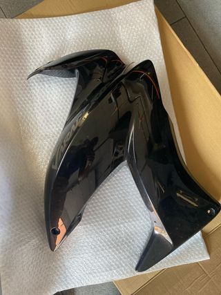 Tap. der. Honda Varadero 125