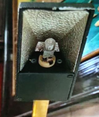 Lámpara escritorio vintage dorada