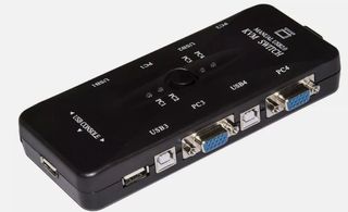 SWITCH KVM MANUALE PER 4 PC USB/VGA LINK nuovo