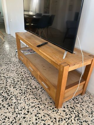 Mueble TV madera maciza