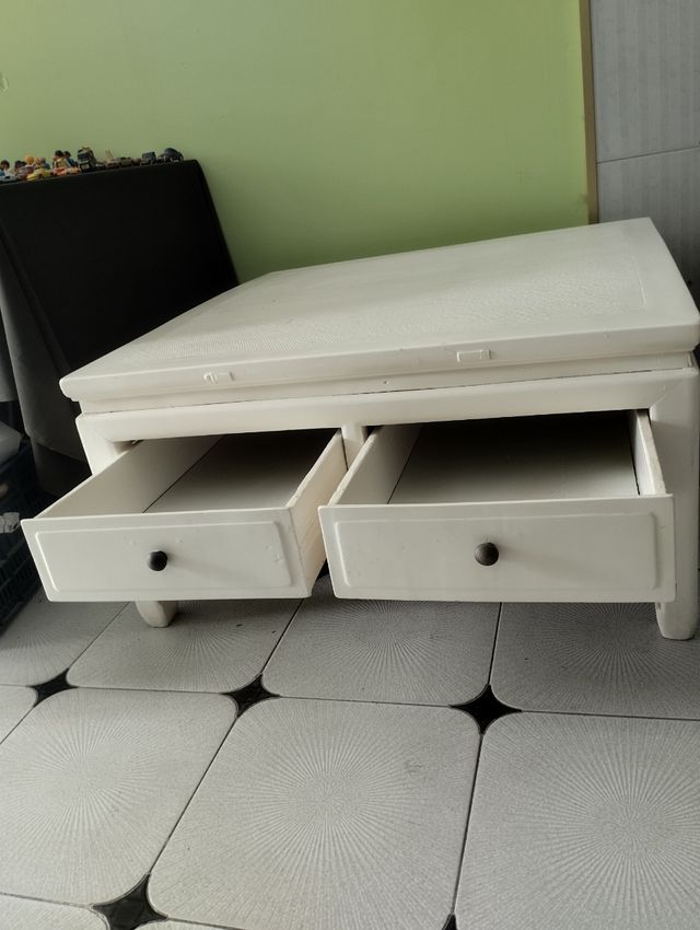 GRATIS/Liquidación -Mesa centro blanca mimbre-mad