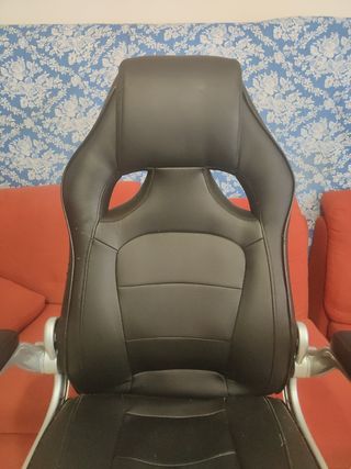 Silla gamer negra