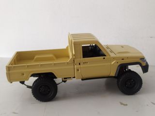 4x4 radiocontrol Toyota Land Cruiser MN82
