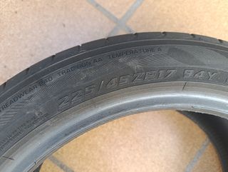 Neumático Yokohama Advan Sport V105 225/45 R17