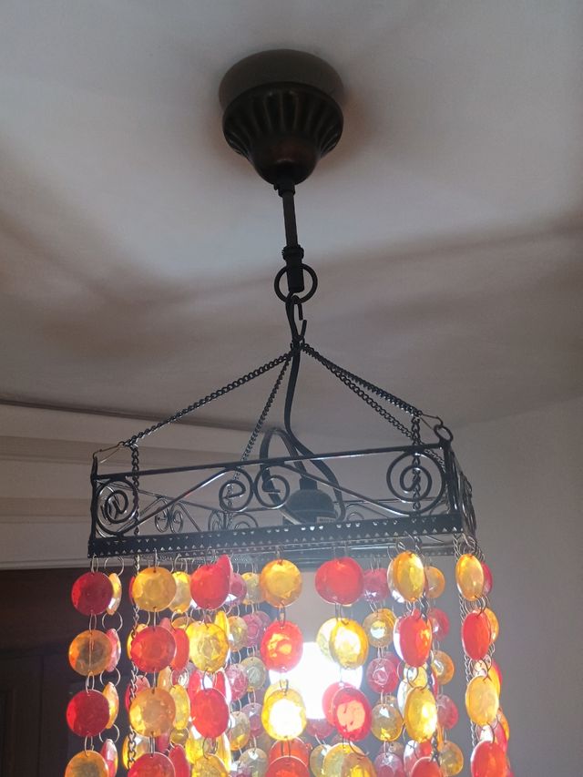 Lampara colgante + pantalla rojo y naranja
