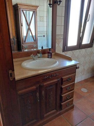 Mueble baño madera maciza