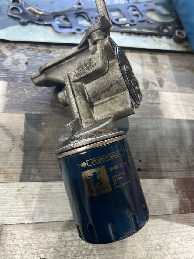 Soporte filtro aceite Peugeot