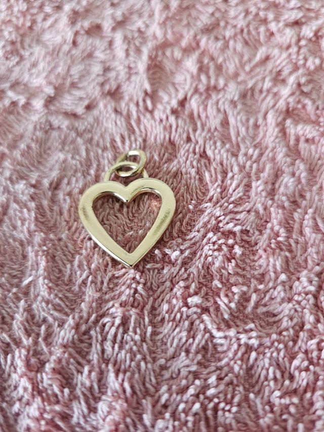 Colgante corazón bañado en oro