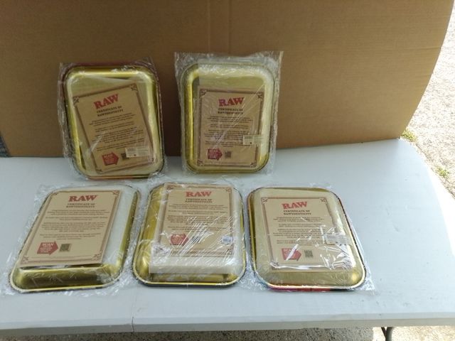 Lotto 5 vassoi €90 singolo €20 5 Vassoi RAW in met