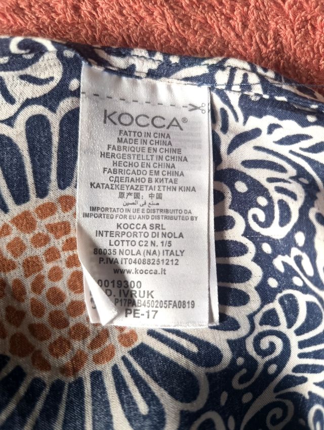 Vestido floral verano azul marino caldero, blanco