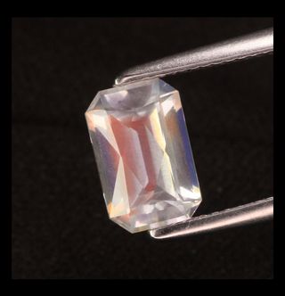 Piedra Luna (Adularia) 2.38 ct multicolor