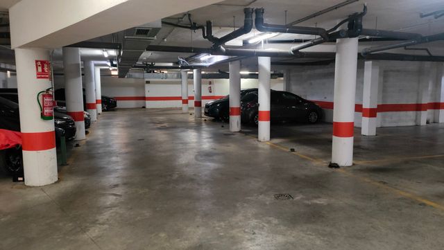 Vendo o alquiló plaza garaje motos y coche