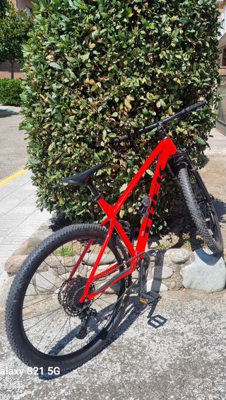 Vendo bici trek caliver x8 talla l rueda 29