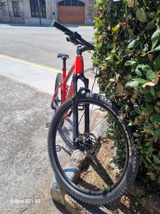Vendo bici trek caliver x8 talla l rueda 29