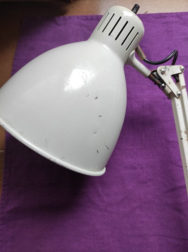 Lampara articulada vintage blanca