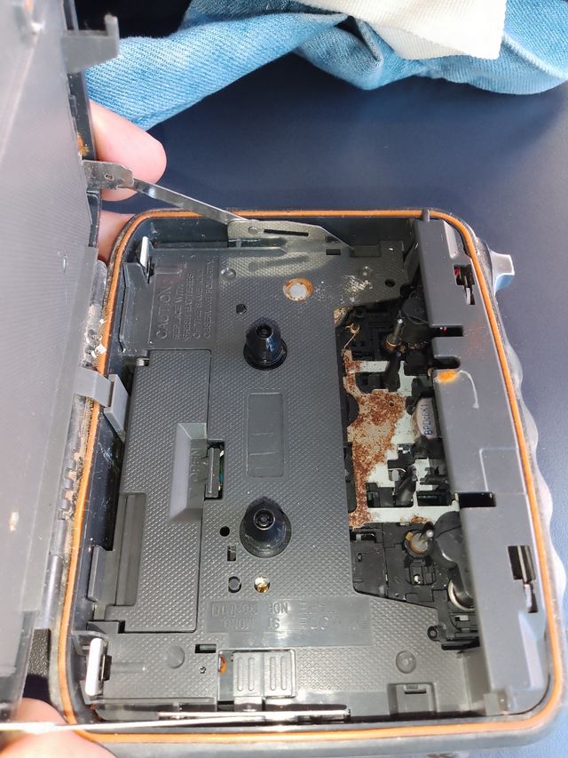 Radio Cassette Panasonic RQ SW6 Shockwave NO FUNCT