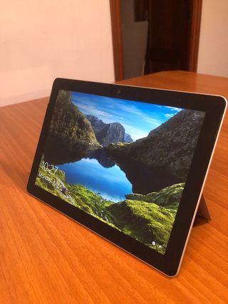Microsoft Surface Go - Tablet Plata