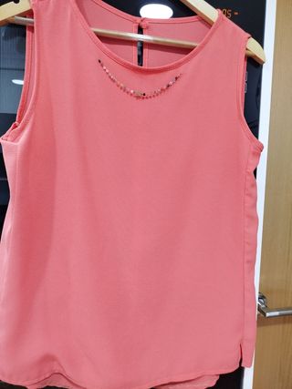 Blusa rosa clara sin mangas