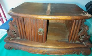 Mobiletto antico in legno