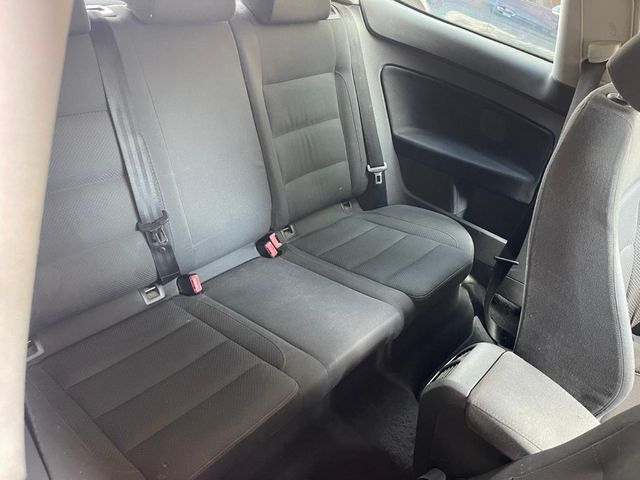 Volkswagen Golf 2005 - 3,900€ -