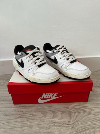 Zapatillas Nike Full Force Lo - Blancas y Negras