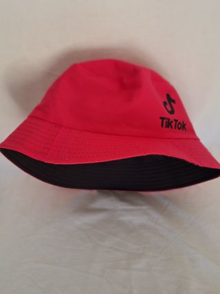 Cappellino Tik Tok rosafucsia nero
