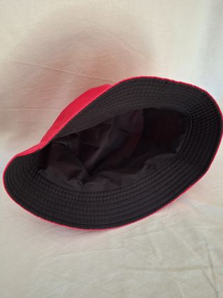 Cappellino Tik Tok rosafucsia nero