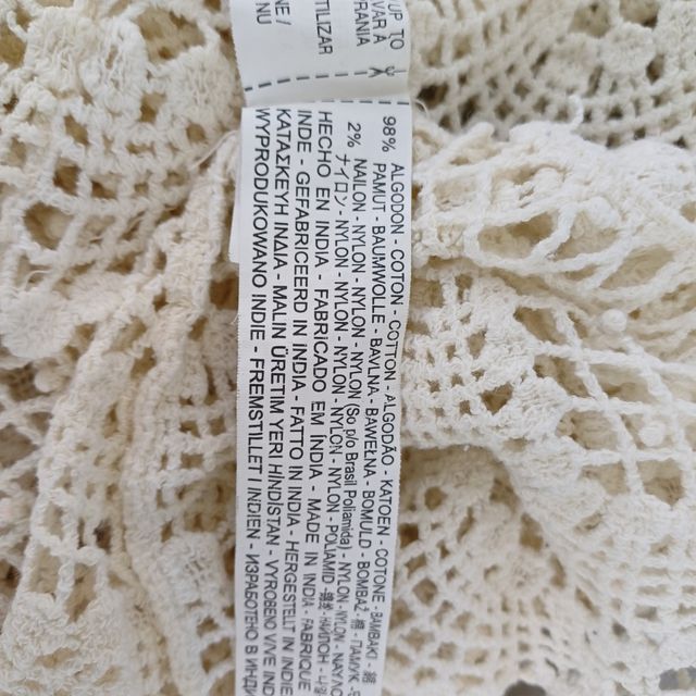 Blusa Zara renda bege - Tam. P