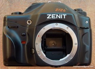 Zenit 212k + Objetivo Ojo de Pez