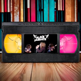 LAMPADA MULTICOLORE BLACK SABBATH VHS LED
