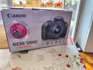 Canon EOS 1200D Kit - Cámara réflex