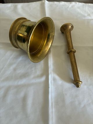 Almirez antiguo de bronce