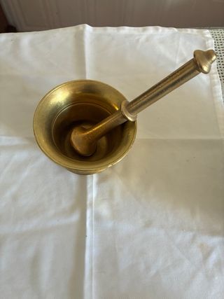 Almirez antiguo de bronce