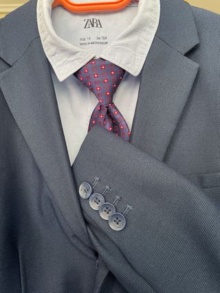 Traje Americana talla13/14 4 piezas