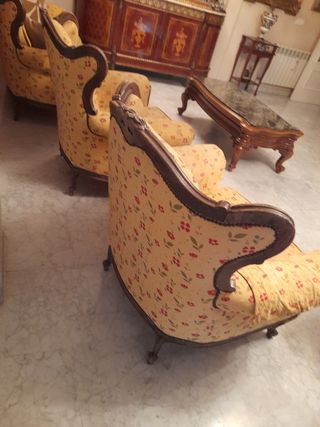 Sofá + 2 sillones estilo clásico