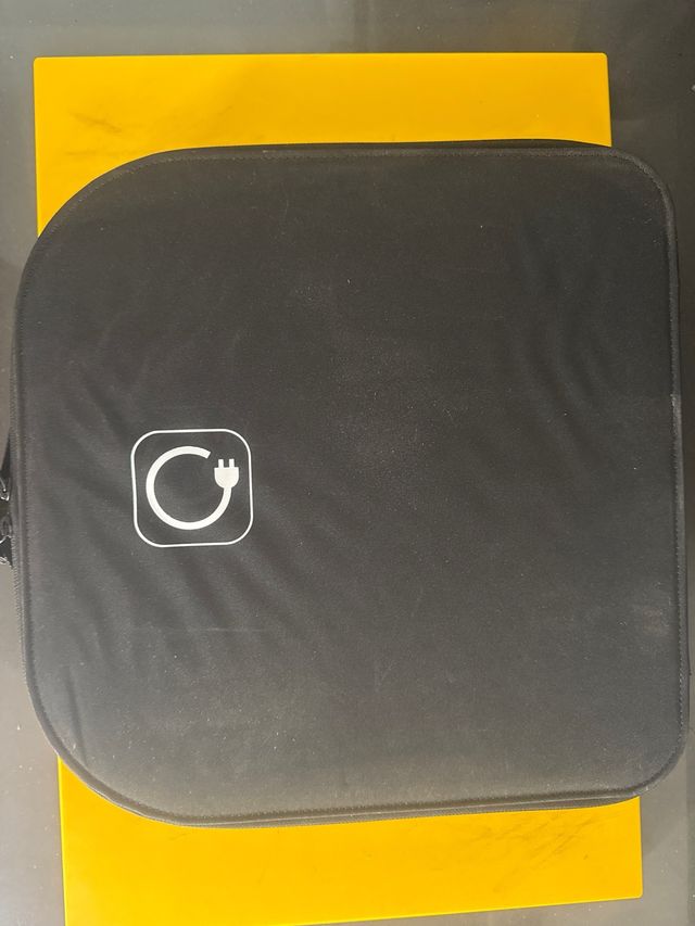 Cable Carga Coche Eléctrico Mercedes