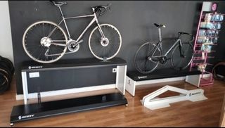 Expositor Bicicletas SCOTT - 4 uds