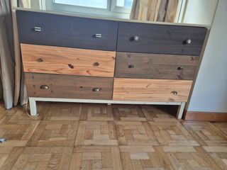 Cómoda de madera - 6 cajones