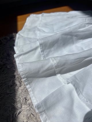 Falda corta blanca Subdued