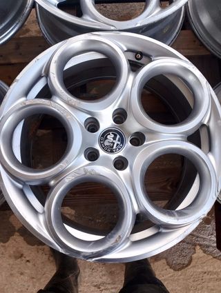 Juego llantas alfa 18”