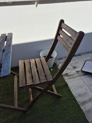 Mesa e cadeiras de jardim IKEA - Madeira