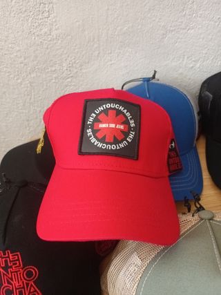 Gorra Intocables - Negra/Roja