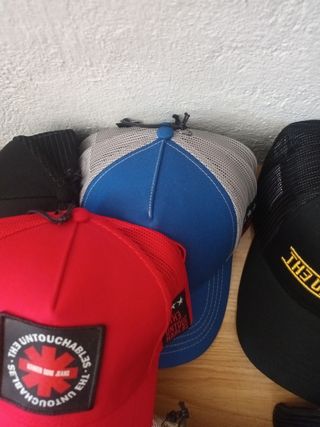 Gorra Intocables - Negra/Roja