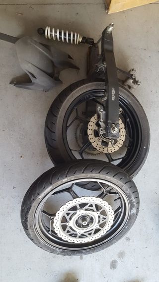 Kawasaki Z125 despiece - 8000km