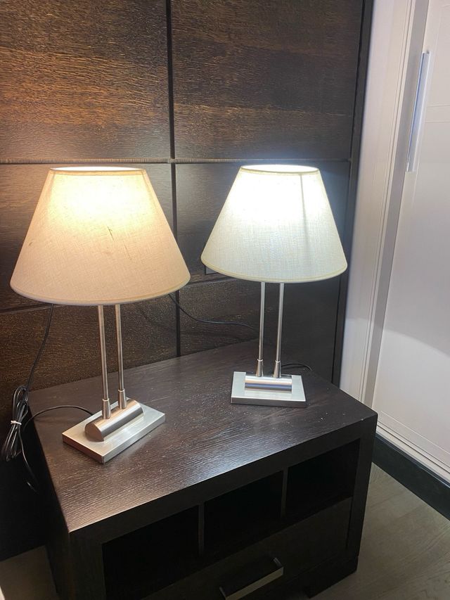 2 lámparas mesilla VALSAN. Buen estado