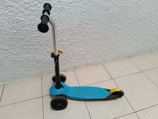 Patinete infantil azul