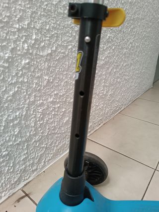 Patinete infantil azul